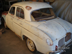 White 1965 Renault Dauphine