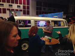 Bluegreen 1972 Volkswagen Bus